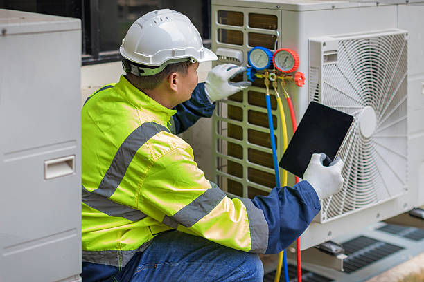 Professional Hvac technician working in Blue Point, NY